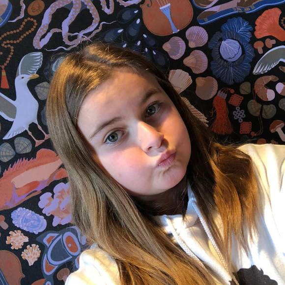 Meet your Posher, Lucie - Picture 1 of 1